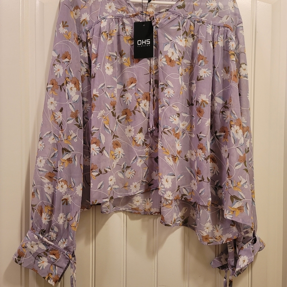 Forever21+: Floral Print Blouse by OHS 3X NWT - Picture 2 of 5